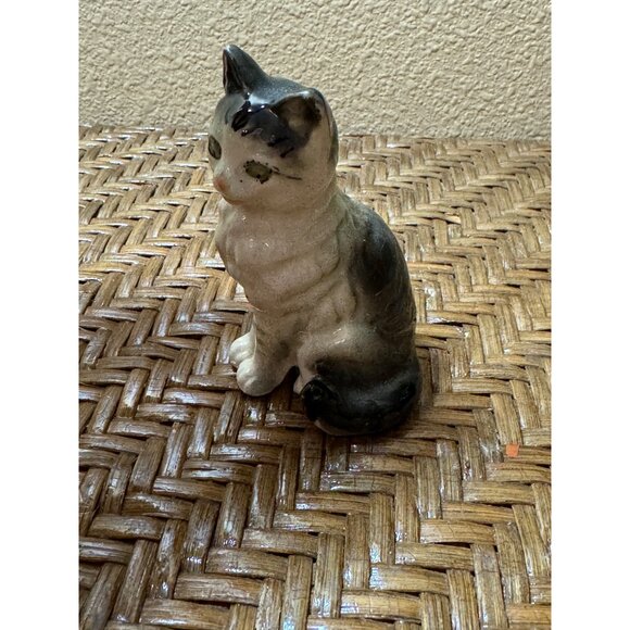 Vintage Porcelain Cat Figurines Set Of 2 Made In Japan Collectibles - Picture 5 of 12